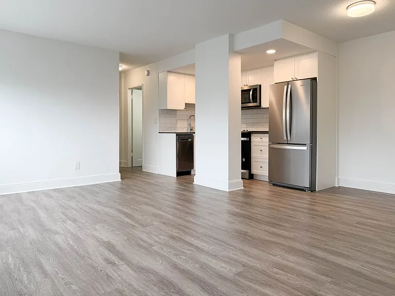 1255 Pendrell St — Photo 6