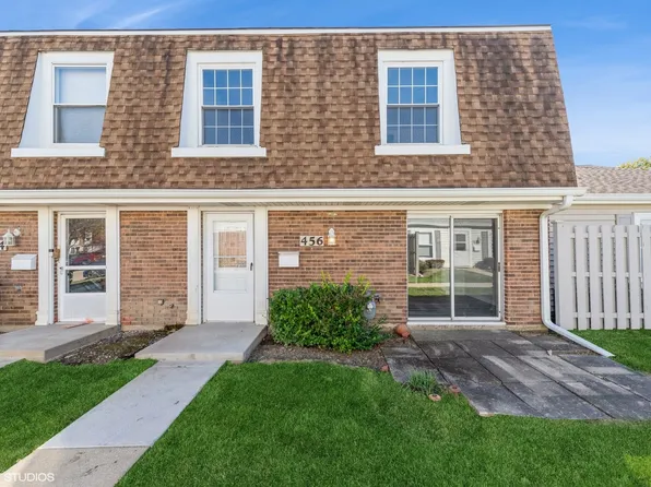 456 Onyx Ct #456, Schaumburg, IL 60194