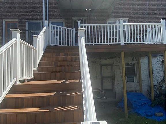 4th image of 2753 Bronxwood Ave
