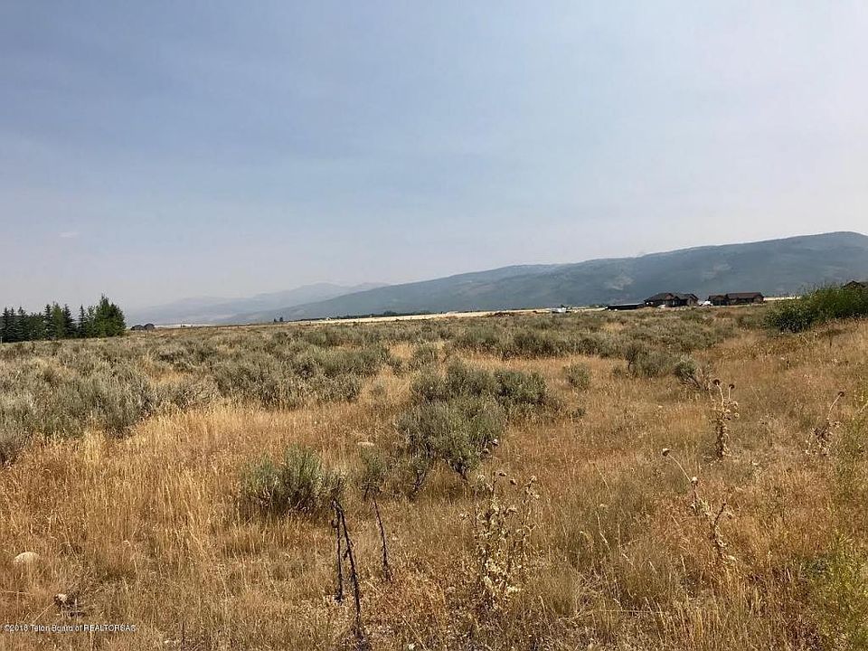 2nd image of 84 Gros Ventre Trl