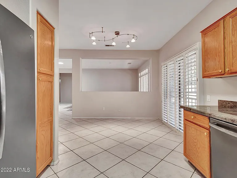 15438 W Domingo Ln — Photo 12