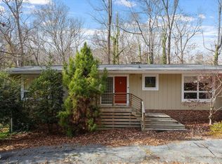 620 Sugarberry Rd, Chapel Hill, NC 27514