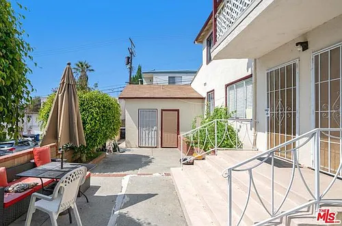 1411 Federal Ave Photo 1