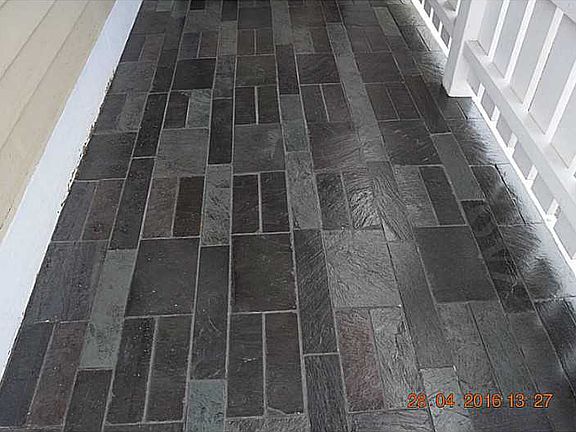 2nd image of 104 Stanwood St