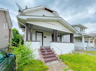 420 26th St, Huntington, WV 25703