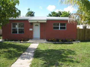 1645 NE 160th St, North Miami Beach, FL 33162