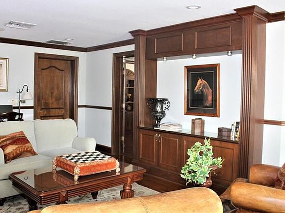 3rd image of 140 SW Peacock Blvd #21106