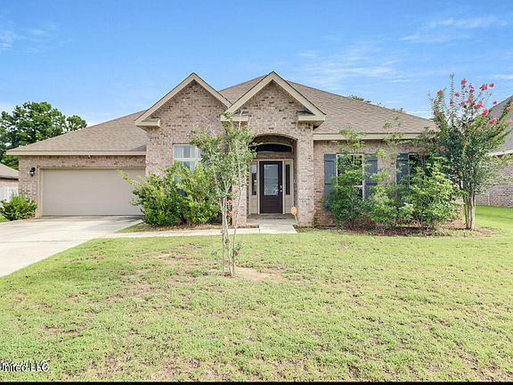 2nd image of 10823 Chapelwood Dr