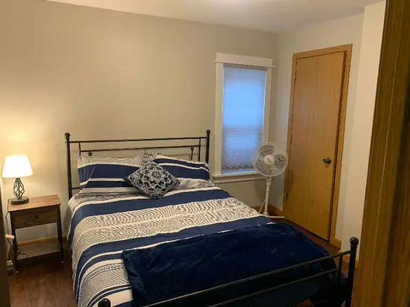 1017 Farnam St, La Crosse, WI 54601