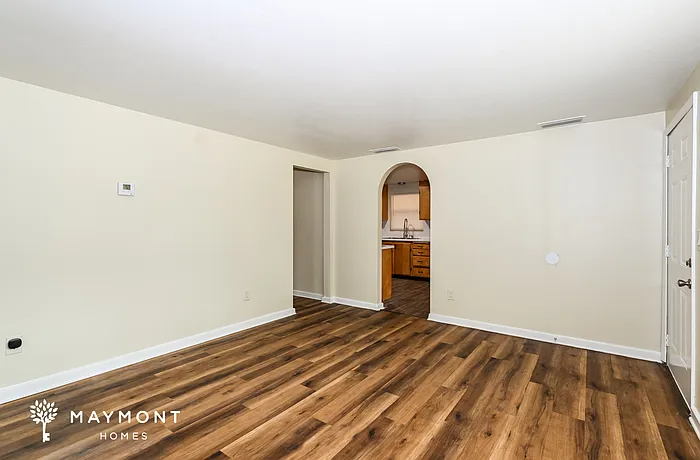 3 bed, 1.5 bath, 1378 sqft, $1,575 — Photo 4