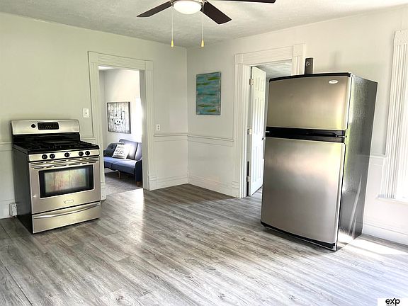 5th image of 808 A St