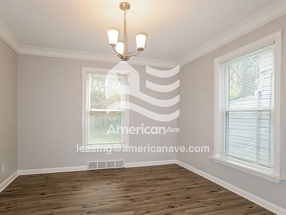 5-Dining Room