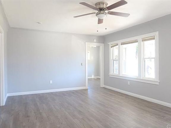4th image of 2762 N Sierra Way