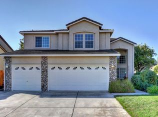 8440 Winterberry Dr, Elk Grove, CA 95624