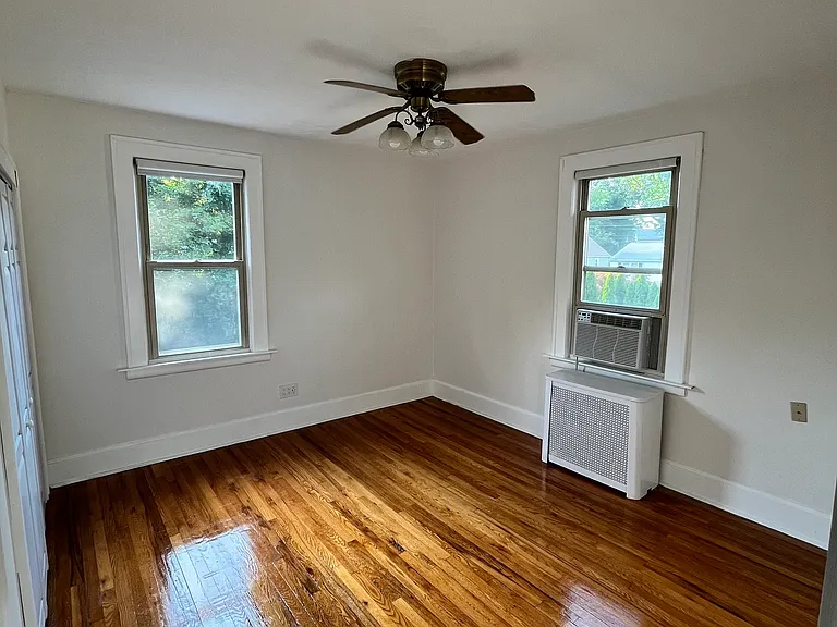 30 Coram St #2 — Photo 14