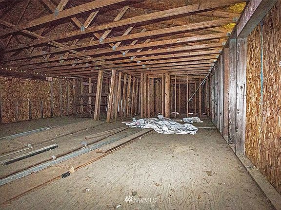 5th image of 50 NE Schooner Loop Court