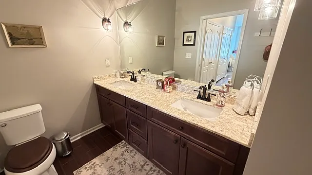 1028 Grace Hill Dr — Photo 23