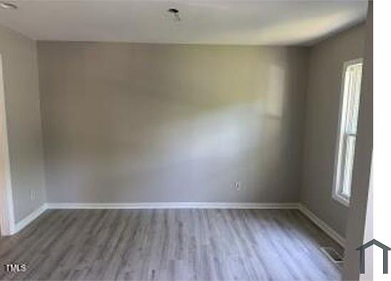 3rd image of 1017 Gaston Ave