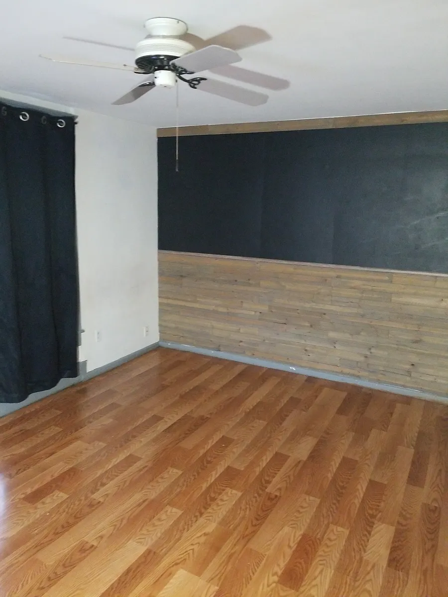 Building Photo - 37 Marshall Ave #1/2