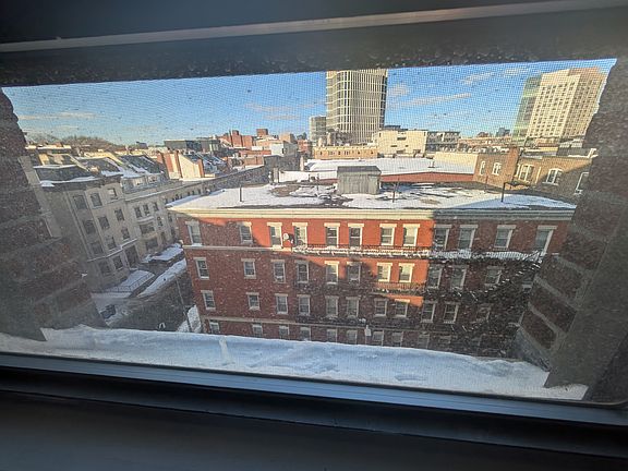 5th image of 44 Westland Ave #12