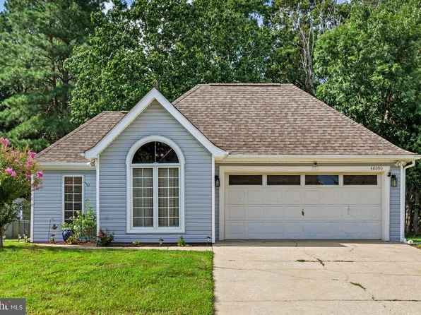 48090 Mayflower Dr, Lexington Park, MD 20653