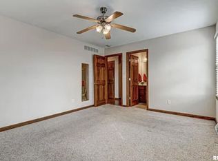 2303 Asheville Dr, Springfield, IL 62711