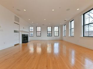9 Harcourt St APT 306, Boston, MA 02116