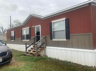 8904 Sallys Way, Alvarado, TX 76009