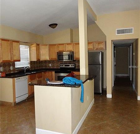 5th image of 1300 Corbett Ln