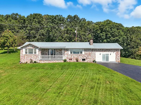 2067 High Point Rd, Castlewood, VA 24224