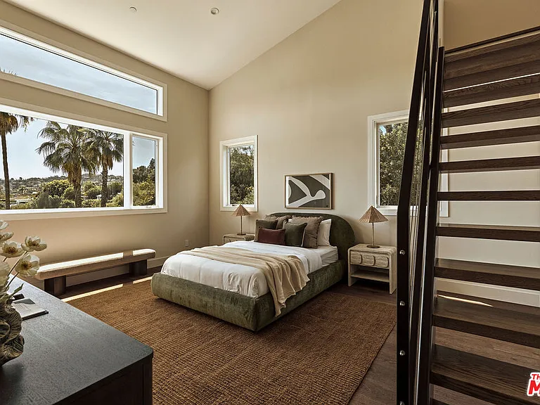 16838 Oak View Dr — Photo 26