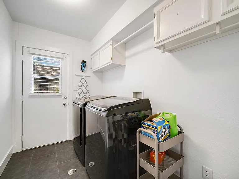 313 Melorine Dr — Photo 14