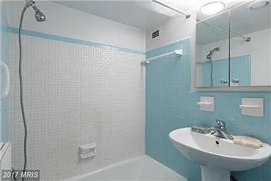 10500 Rockville Pike #527 — Photo 16