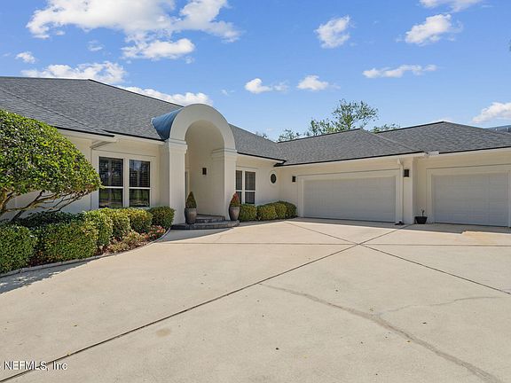 3rd image of 108 S NINE LAKE Circle