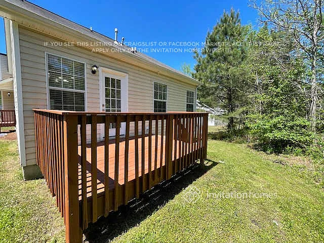 1384 Camrose Ct — Photo 14