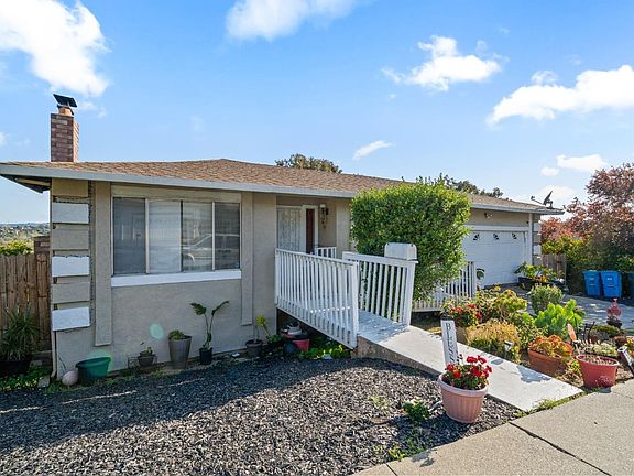 2nd image of 155 Evergreen Way