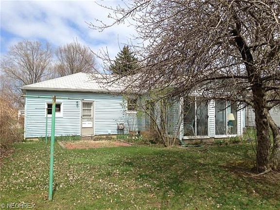 3rd image of 1101 W 38th St