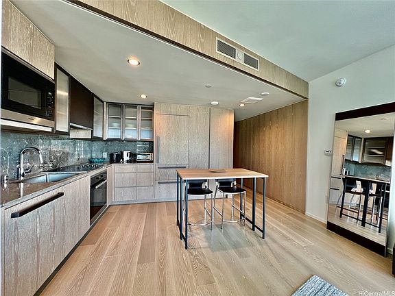 5th image of 1000 Auahi St #3403