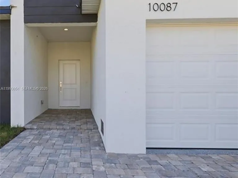 10087 Amicola St #0 — Photo 1