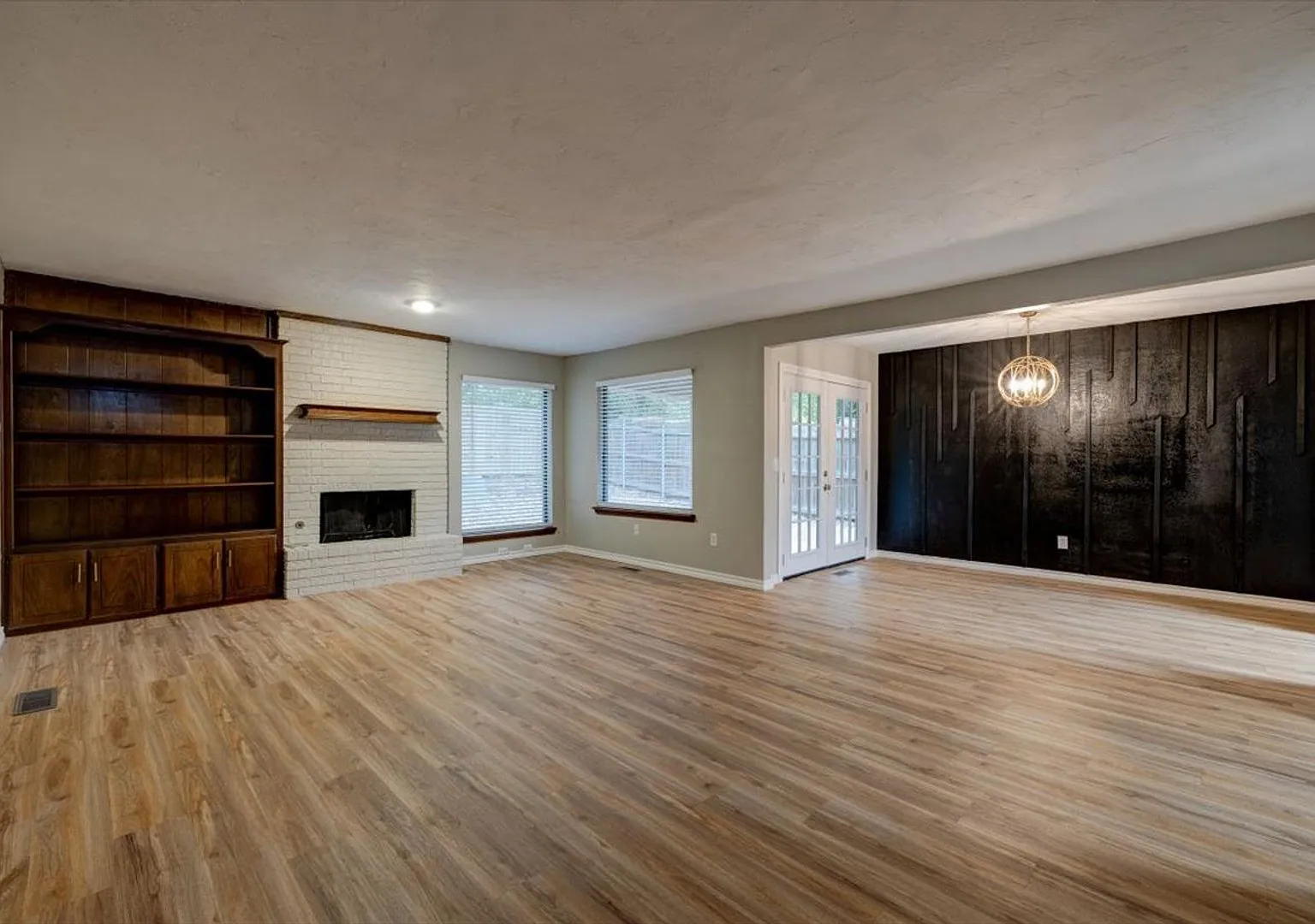 2 Bed 2.5 Bath 2 Car Garage Duplex NW OKC!! (See Contact Info Below) — Photo 4