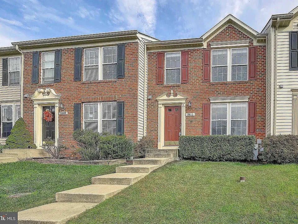 2611 Barred Owl Way