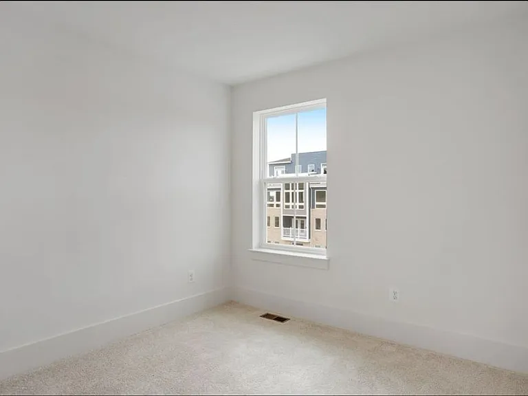 707 Iron Forge Rd — Photo 10