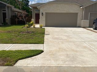 9773 Grosbeak Ln, Magnolia, TX 77354