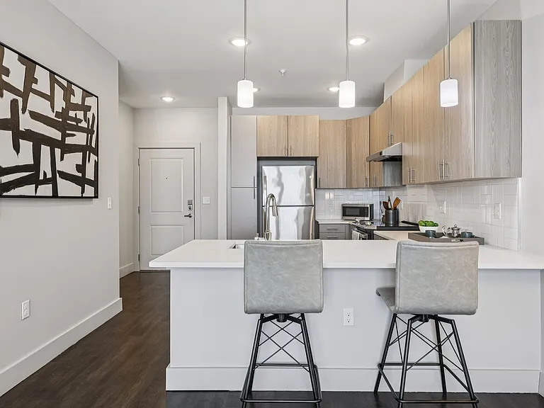 SilverLake — Photo 145