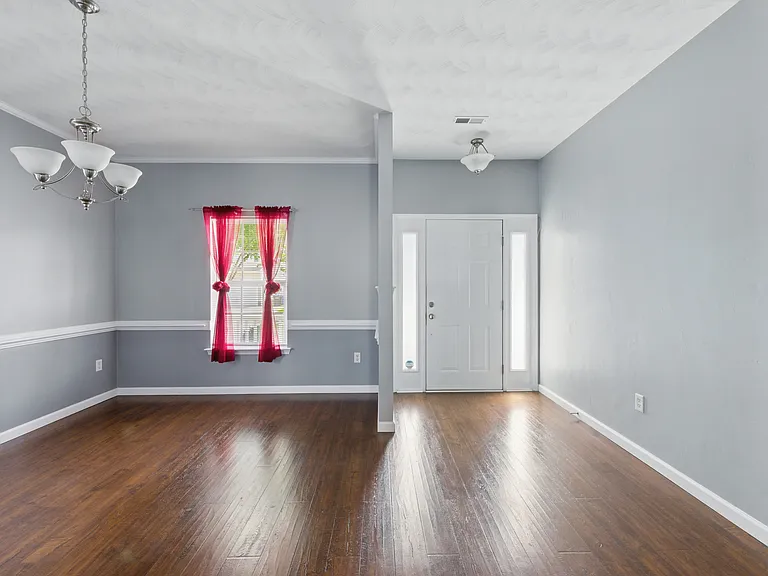 1023 Snead Dr — Photo 5