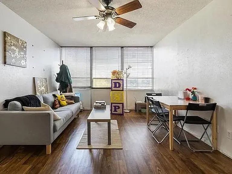 1800 Lavaca St #105 — Photo 1