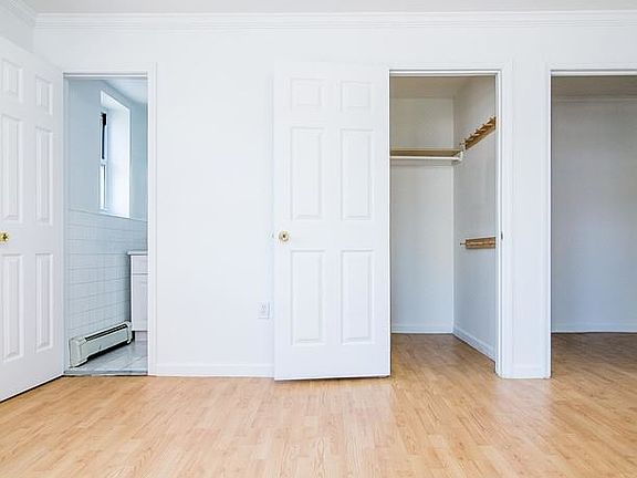 252_South_1st_Street__2-6