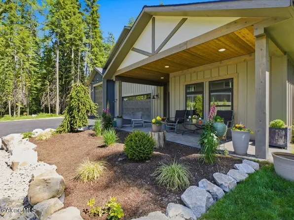 85 Camas Dr, Priest River, ID 83856