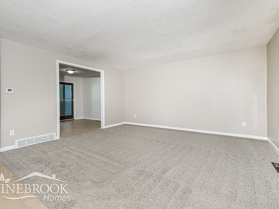 3rd image of 5017 Norcrest Dr
