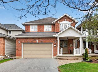 7 Drysdale St, Ottawa, ON K2K3L3